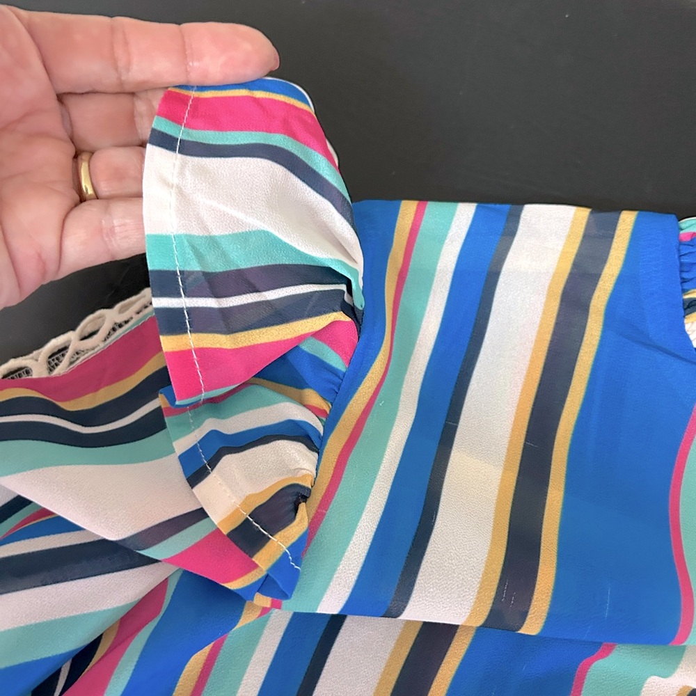 NWT. Flying Tomato Striped Blouse Size Medium - Picture 7 of 8